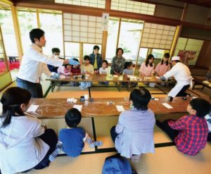 和菓子の魅力を伝えて文化を継承する和菓子教室